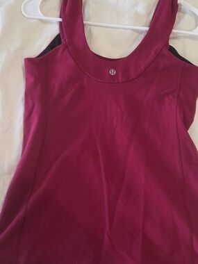 lululemon athletica Women's Tank Top - Deep Magenta